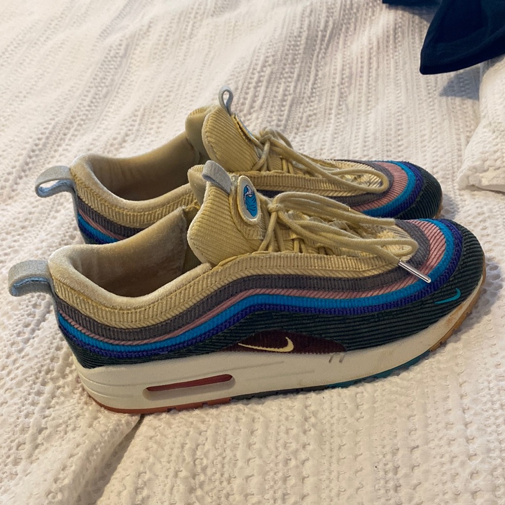 Nike shoes